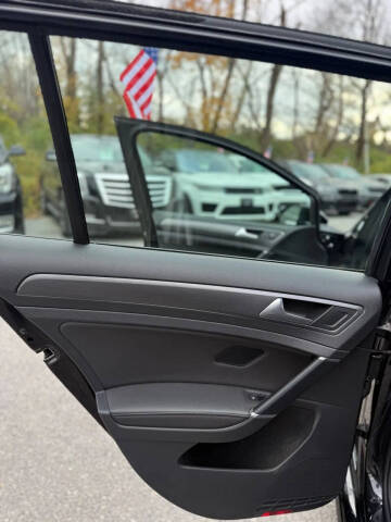 2019 Volkswagen Golf SportWagen