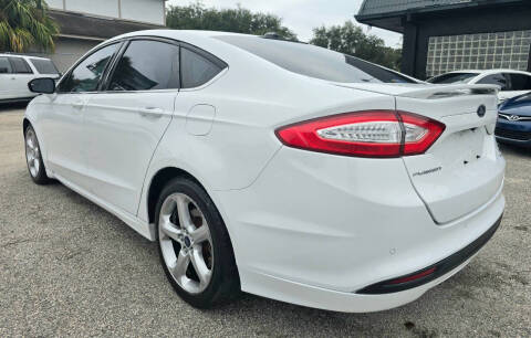 2016 Ford Fusion SE