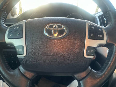 2015 Toyota Land Cruiser
