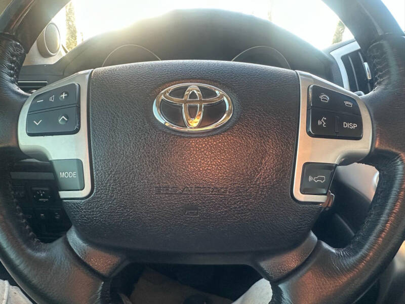 2015 Toyota Land Cruiser