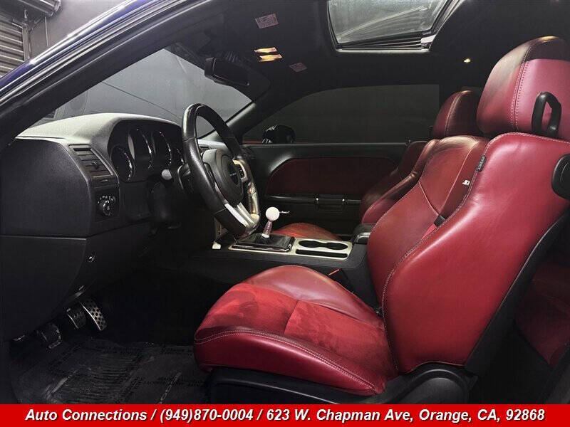 2014 Dodge Challenger SRT8