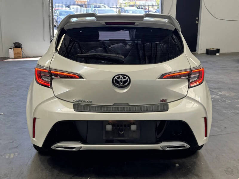 2020 Toyota Corolla Hatchback SE