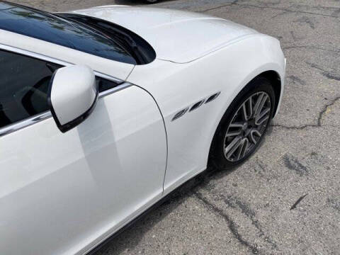 2016 Maserati Ghibli