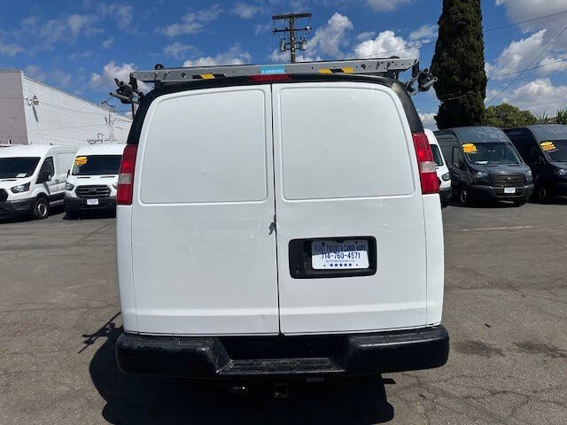 2017 Chevrolet Express 2500