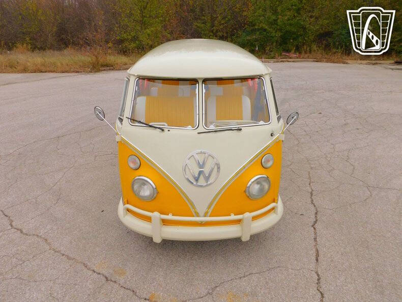 1975 Volkswagen Type 2