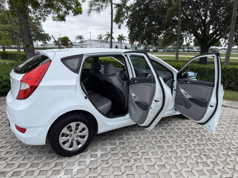 2015 Hyundai Accent GS