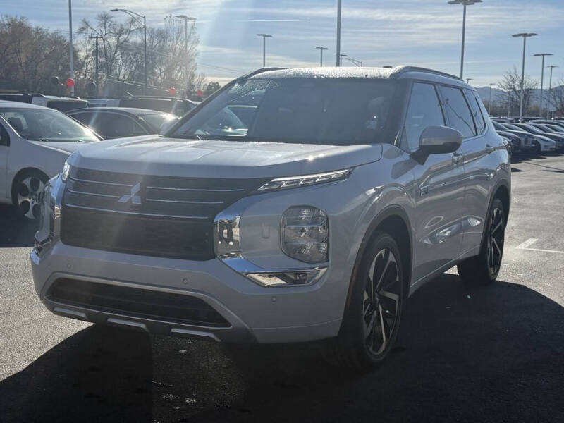 2025 Mitsubishi Outlander PHEV SEL