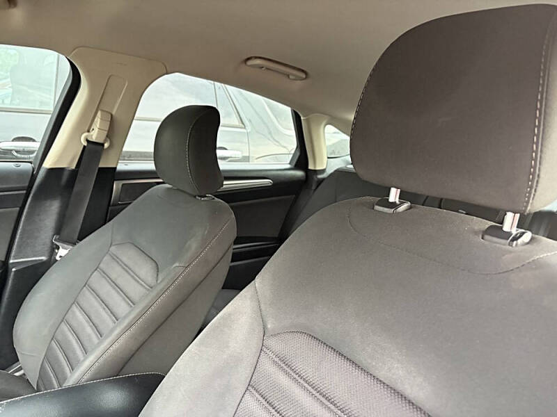 2018 Ford Fusion SE
