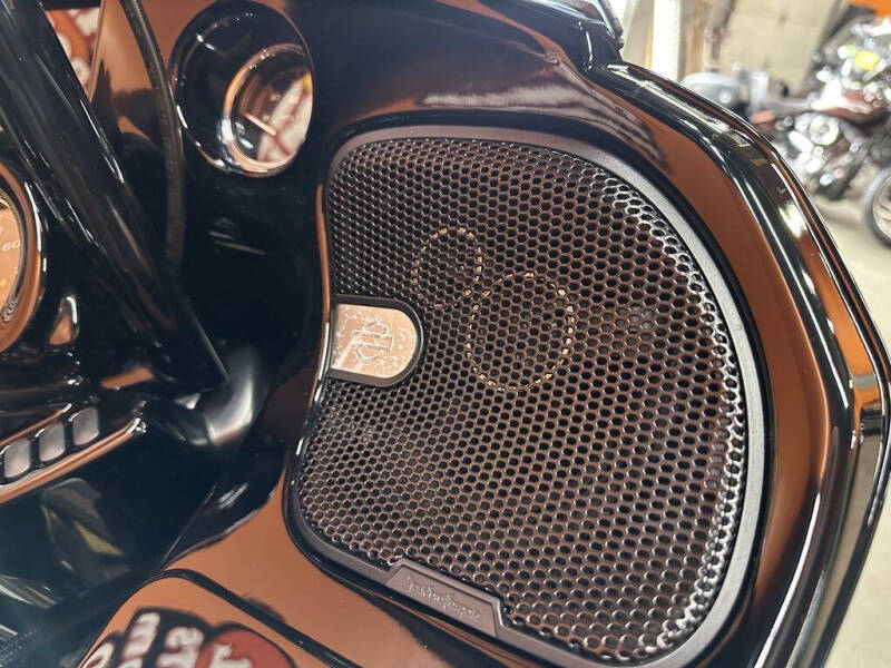 2022 Harley-Davidson FLTRXS - Road Glide Spec