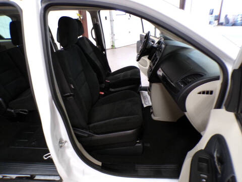 2016 Dodge Grand Caravan American Value Package