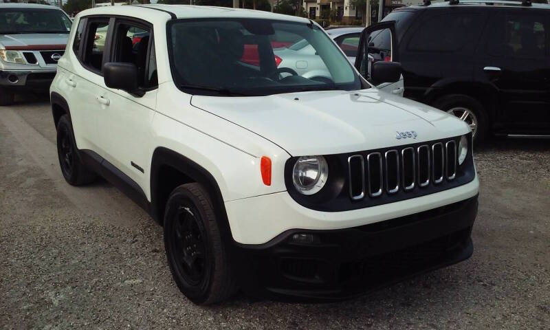 2017 Jeep Renegade Sport's photo