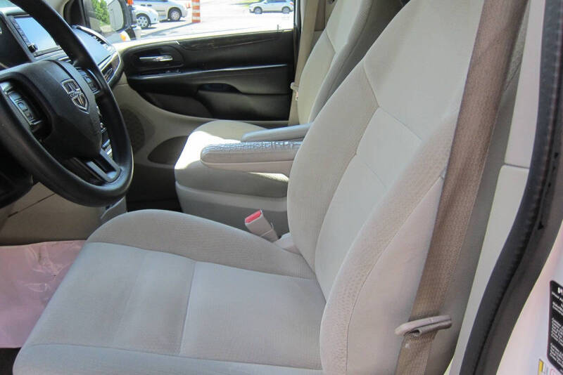 2017 Dodge Grand Caravan SE