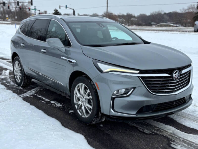 2023 Buick Enclave Premium