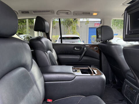 2017 Infiniti QX80 Signature Edition