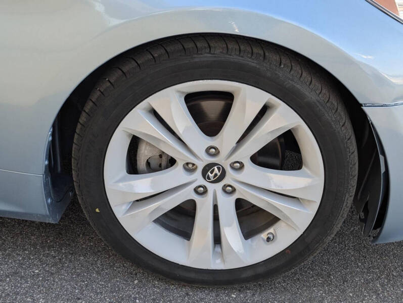 2010 Hyundai Genesis Coupe