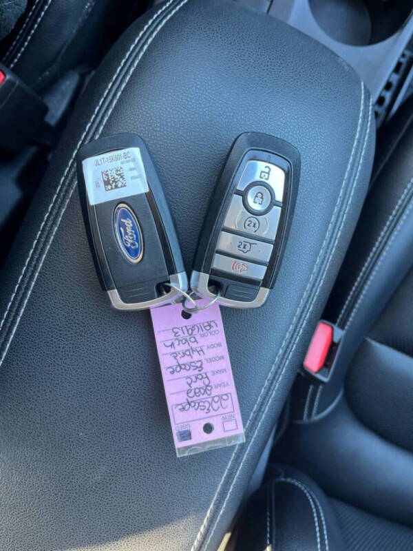 2022 Ford Escape Hybrid SEL