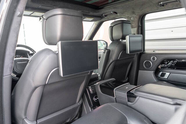 2019 Land Rover Range Rover 25