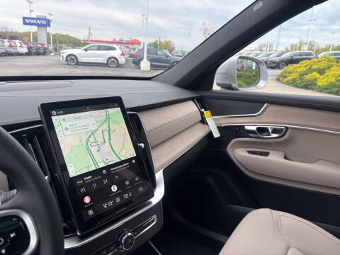 2026 Volvo XC90 B5 Plus 7P