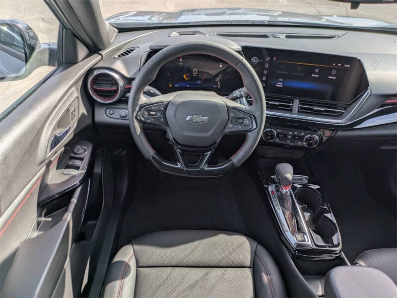 2026 Chevrolet Trax RS