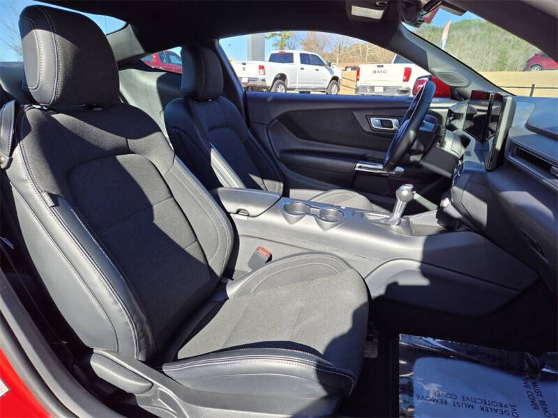 2024 Ford Mustang EcoBoost