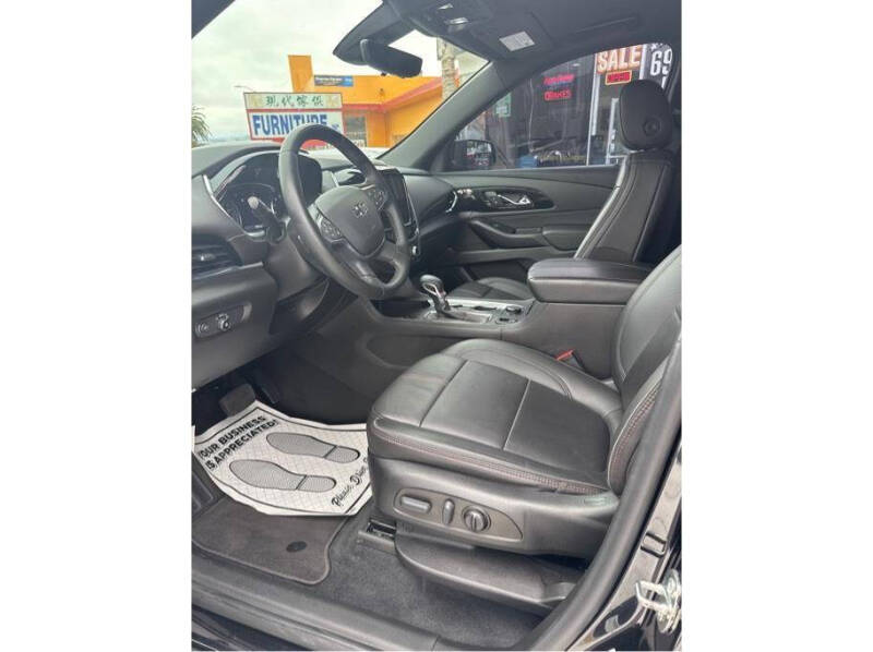 2023 Chevrolet Traverse RS