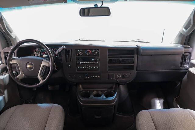 2016 Chevrolet Express LT 3500