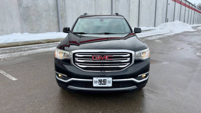 2017 GMC Acadia SLE-2