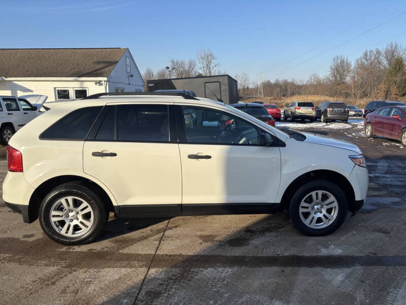 2012 Ford Edge SE's photo