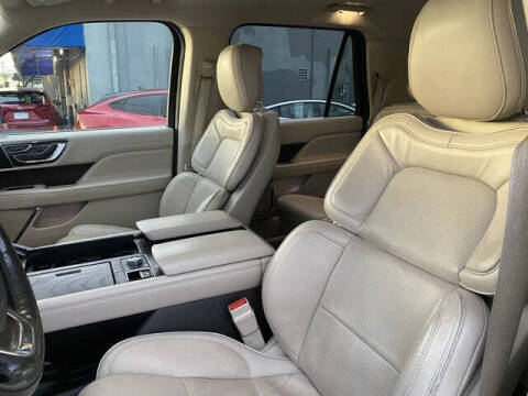 2018 Lincoln Navigator L Select