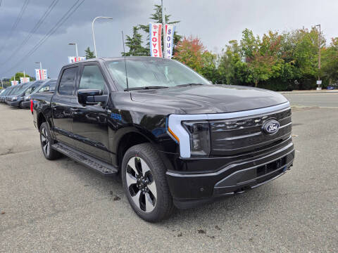 2025 Ford F-150 Lightning Platinum