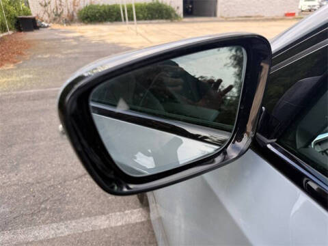 2024 BMW 3 Series 330i