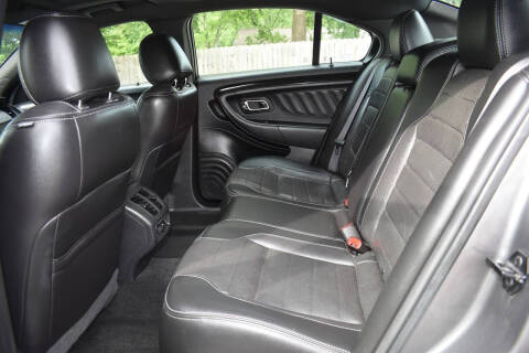 2013 Ford Taurus SHO