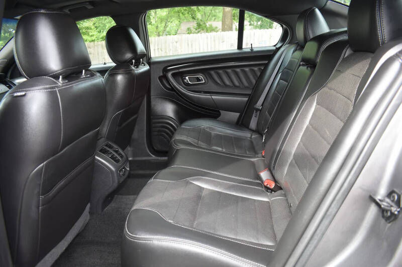 2013 Ford Taurus SHO
