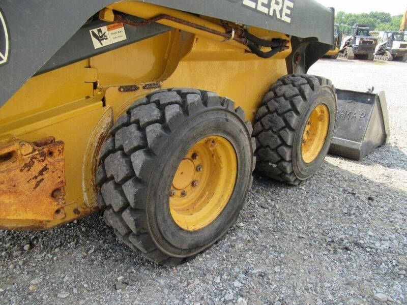 2012 John Deere 326D