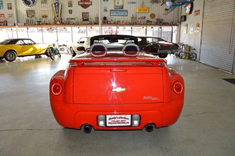 2004 Chevrolet SSR LS