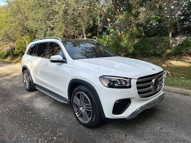 2024 Mercedes-Benz GLS Base's photo