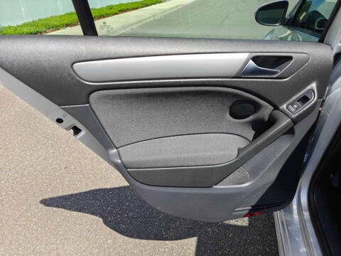 2013 Volkswagen Golf