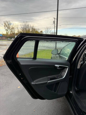 2017 Volvo V60 T5 Premier