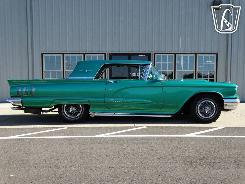 1960 Ford Thunderbird