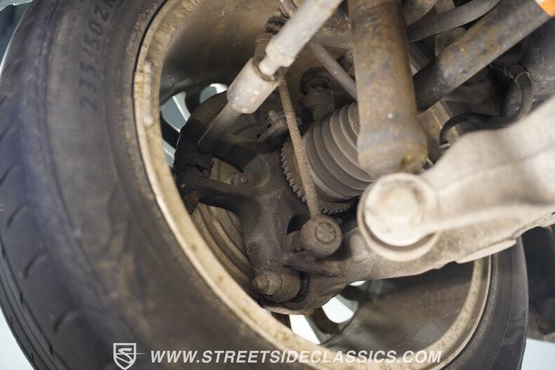 2004 Ford Thunderbird Deluxe