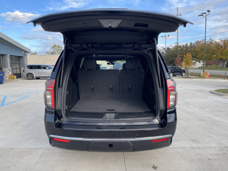 2022 Chevrolet Suburban LT