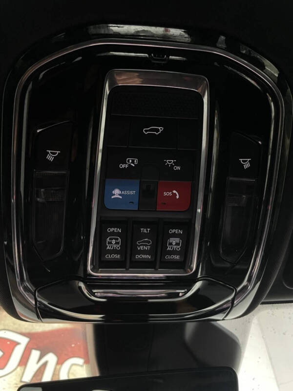 2023 Jeep Grand Cherokee Overland