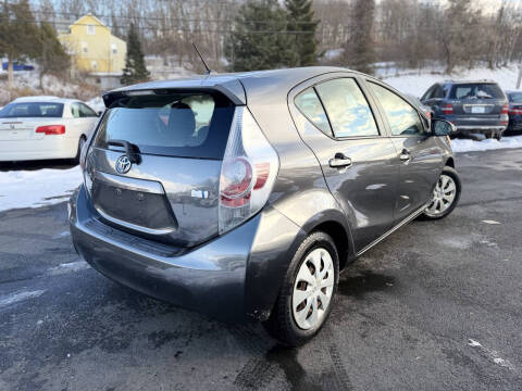 2012 Toyota Prius c Two