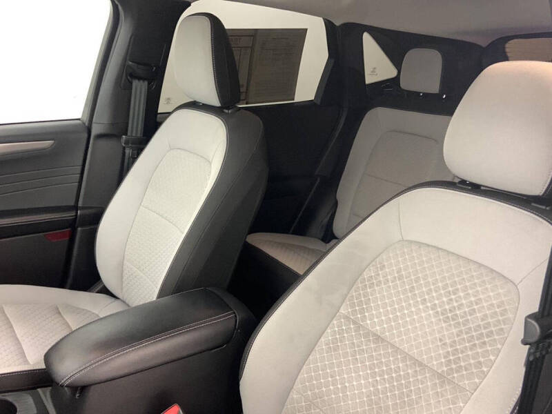 2023 Ford Escape Hybrid Active