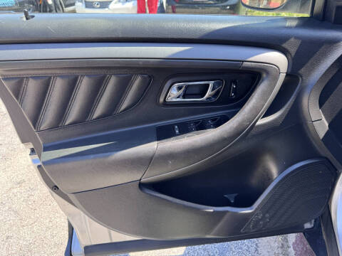 2011 Ford Taurus SEL