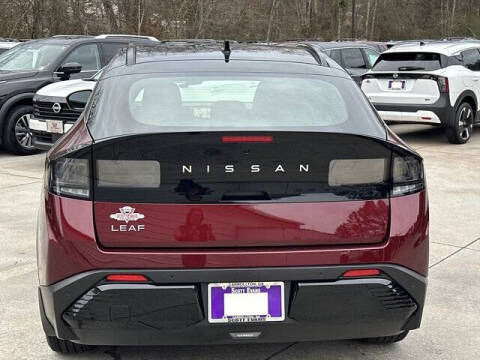 2026 Nissan LEAF Platinum+