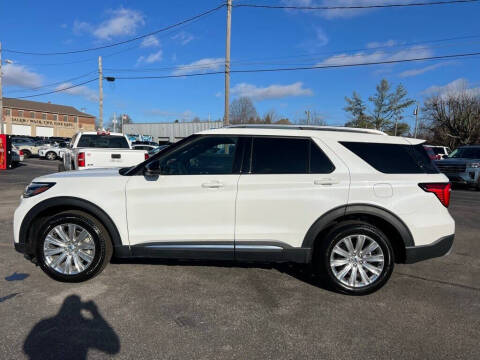 2025 Ford Explorer Platinum