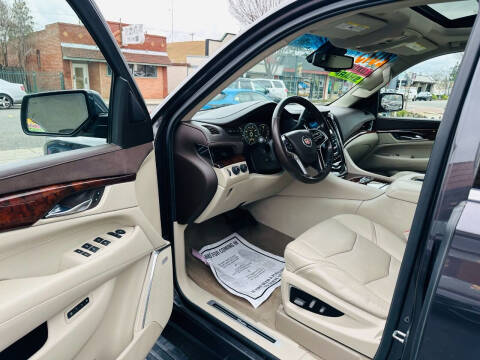 2015 Cadillac Escalade ESV Premium