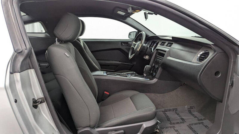 2014 Ford Mustang V6