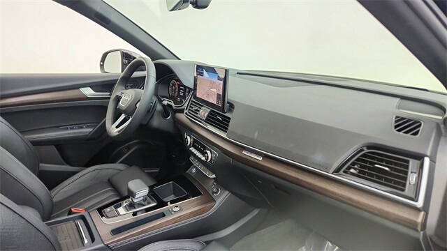 2024 Audi Q5 e quattro S line Prestg 55 TFSI